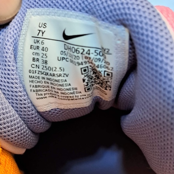 Wmns Sz 8.5: Nike Air More Uptempo GS DH0624-500 - Picture 9 of 12